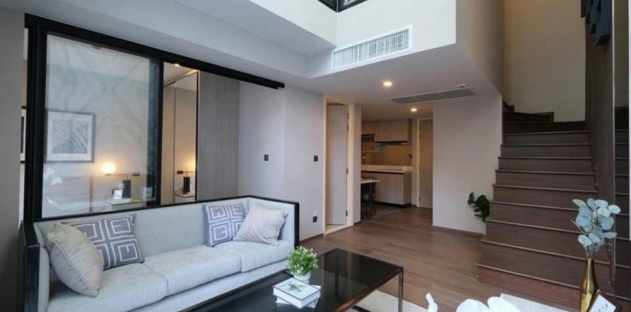 Duplex in Pathum Wan, Bangkok, Thailand 2 bedrooms № 163324