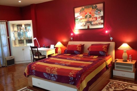 Maison à San Sai, Thaïlande 4 chambres № 163325 - photo 25