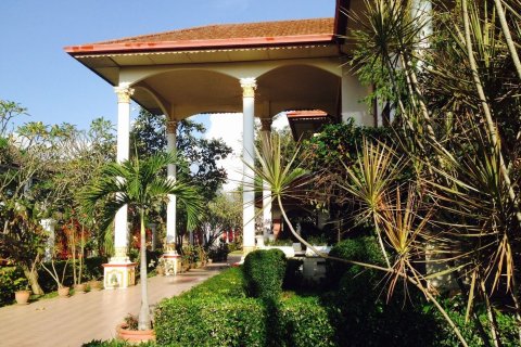 Maison à San Sai, Thaïlande 4 chambres № 163325 - photo 3