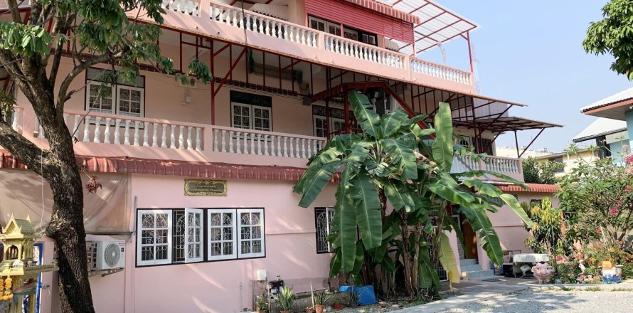 Maison à Bang Phlat, Bangkok, Thaïlande 6 chambres № 163326