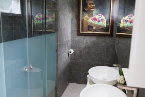 Villa in Ko Samui, Thailand 2 bedrooms № 163322 - photo 12