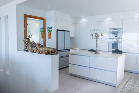 Villa in Ko Samui, Thailand 2 bedrooms № 163322 - photo 5