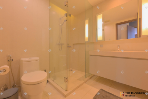 Condo in Bangkok, Thailand, 2 bedrooms  № 220627 - photo 5