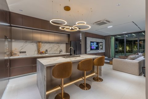 Дом в Паттайе, Таиланд с 6 спальнями  № 135324 - фото 20