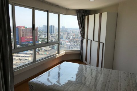 Кондоминиум с 3 спальнями в Банг-Кхо-Лаеме, Бангкок, Таиланд № 164562 - фото 14