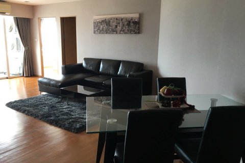 Кондоминиум с 3 спальнями в Банг-Кхо-Лаеме, Бангкок, Таиланд № 164562 - фото 2