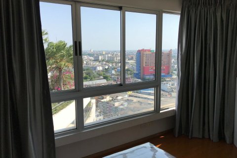 Кондоминиум с 3 спальнями в Банг-Кхо-Лаеме, Бангкок, Таиланд № 164562 - фото 15