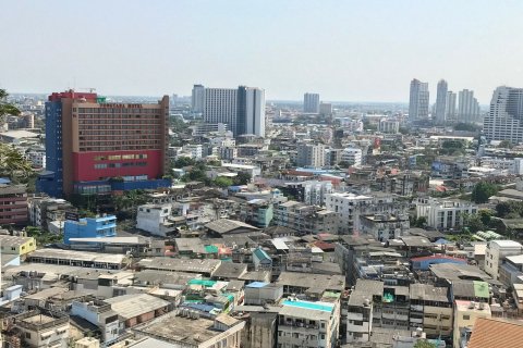 Кондоминиум с 3 спальнями в Банг-Кхо-Лаеме, Бангкок, Таиланд № 164562 - фото 26