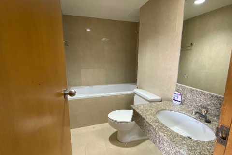 Кондоминиум с 3 спальнями в Банг-Кхо-Лаеме, Бангкок, Таиланд № 164562 - фото 22