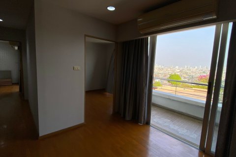 Кондоминиум с 3 спальнями в Банг-Кхо-Лаеме, Бангкок, Таиланд № 164562 - фото 6