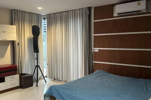 Villa à Pattaya, Thaïlande 4 chambres № 155705 - photo 14