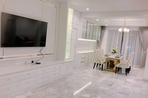 Villa in Pattaya, Thailand 4 bedrooms № 155703 - photo 7