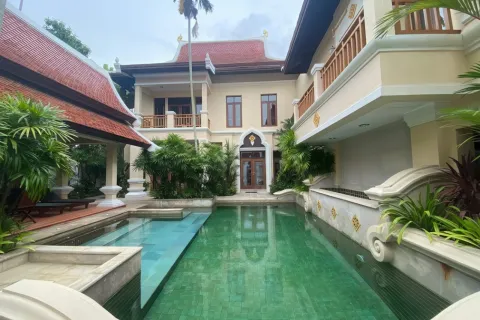 Villa in Pattaya, Thailand 3 bedrooms № 155706