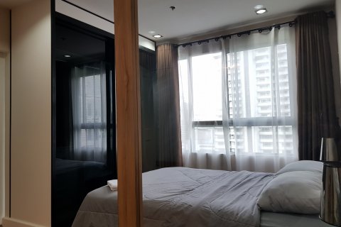 Studio dans le Condo à Bangkok, Thaïlande  № 143717 - photo 3