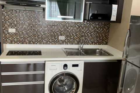 Condo in Bangkok, Thailand, 1 bedroom № 143721 - photo 8