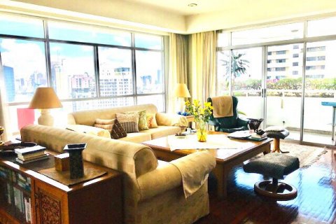 Кондоминиум с 3 спальнями в Бангкоке, Таиланд № 143715 - фото 1