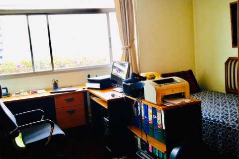 Кондоминиум с 3 спальнями в Бангкоке, Таиланд № 143715 - фото 2