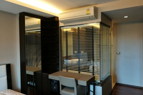 Studio dans le Condo à Watthana, Bangkok, Thaïlande  № 173493 - photo 11