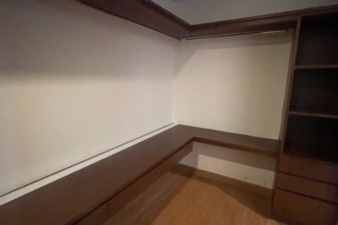 Condo à Khlong Toei, Bangkok, Thaïlande, 4 chambres  № 173496 - photo 30