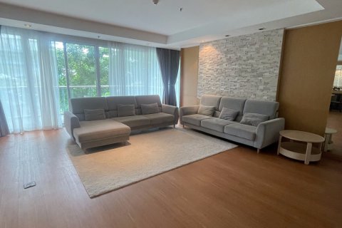 Condo à Khlong Toei, Bangkok, Thaïlande, 4 chambres  № 173496