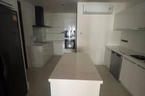 Condo à Khlong Toei, Bangkok, Thaïlande, 4 chambres  № 173496 - photo 10