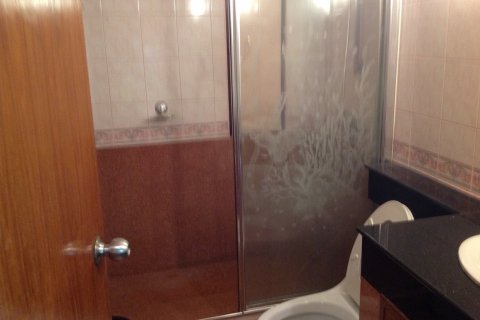 Кондоминиум с 2 спальнями в Бангкоке, Таиланд № 143832 - фото 7