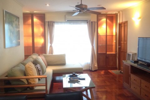 Кондоминиум с 2 спальнями в Бангкоке, Таиланд № 143832 - фото 1