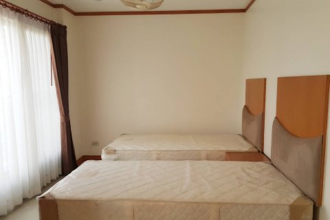 Кондоминиум с 2 спальнями в Бангкоке, Таиланд № 143833 - фото 7