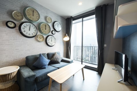 Condo in Bangkok, Thailand, 1 bedroom  № 143827 - photo 2