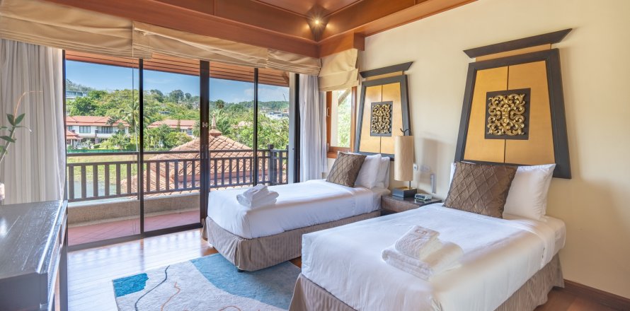 Villa à Phuket, Thaïlande 4 chambres № 157137