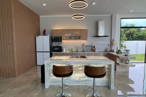 Дом в Паттайе, Таиланд с 4 спальнями  № 140089 - фото 8