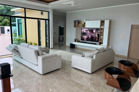 Дом в Паттайе, Таиланд с 4 спальнями  № 140089 - фото 13