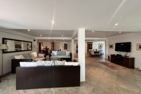 House in Hua Hin, Thailand 7 bedrooms № 194716 - photo 9