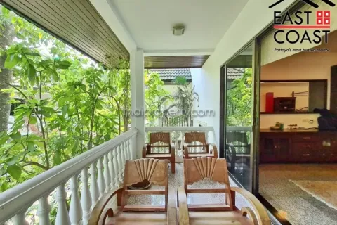 Casa de 3 dormitorios en Pattaya, Tailandia № 213604 - foto 30