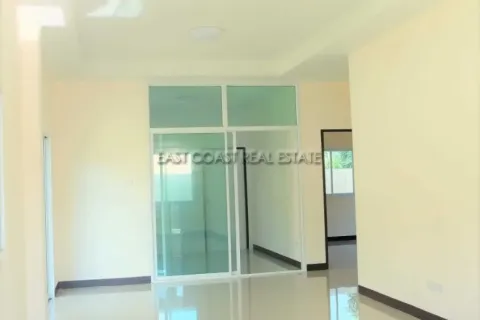 Casa de 2 dormitorios en Pattaya, Tailandia № 213605 - foto 6