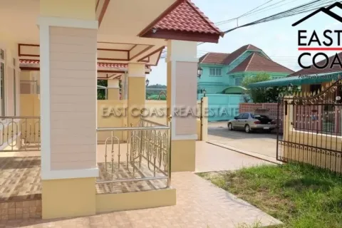Casa de 2 dormitorios en Pattaya, Tailandia № 213605 - foto 3