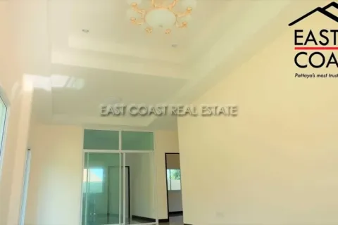 Casa de 2 dormitorios en Pattaya, Tailandia № 213605 - foto 7