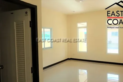 Casa de 2 dormitorios en Pattaya, Tailandia № 213605 - foto 16