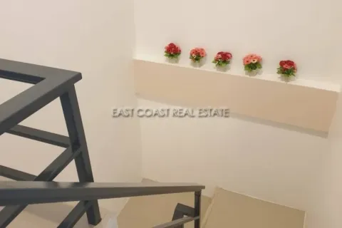 Casa de 2 dormitorios en Pattaya, Tailandia № 213599 - foto 17