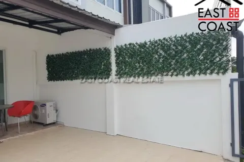 Casa de 2 dormitorios en Pattaya, Tailandia № 213599 - foto 4