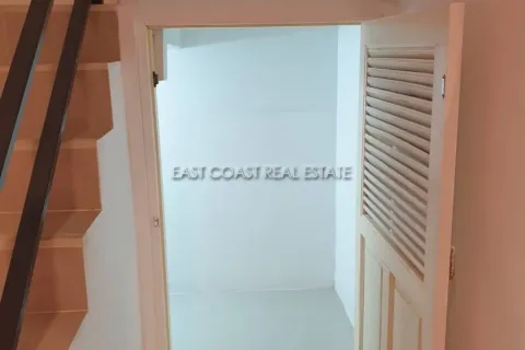 Casa de 2 dormitorios en Pattaya, Tailandia № 213599 - foto 16