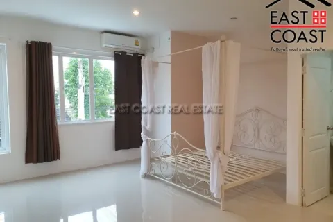 Casa de 2 dormitorios en Pattaya, Tailandia № 213599 - foto 22