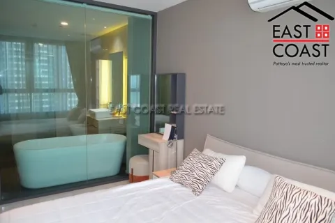 Condominio de 2 dormitorios en Pattaya, Tailandia № 213601 - foto 17