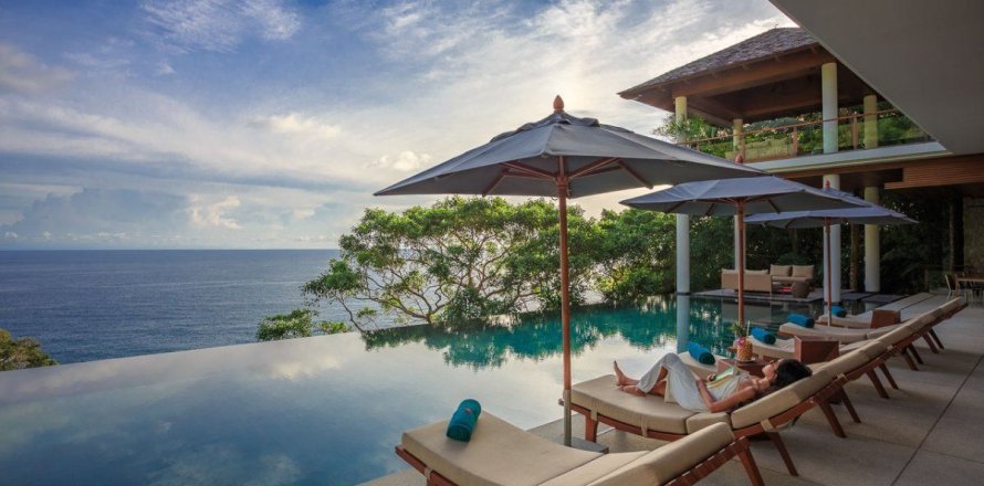 Villa in Kathu, Thailand 6 bedrooms № 157066