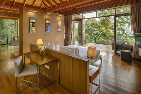 Villa in Kathu, Thailand 6 bedrooms № 157066 - photo 29