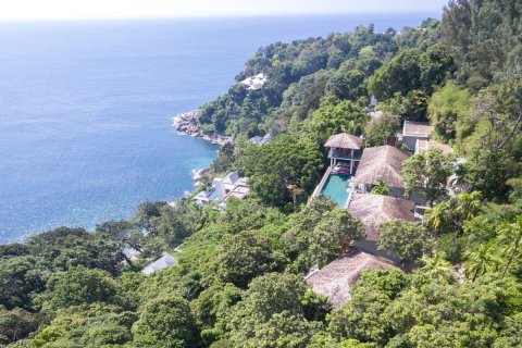 Villa in Kathu, Thailand 6 bedrooms № 157066 - photo 2