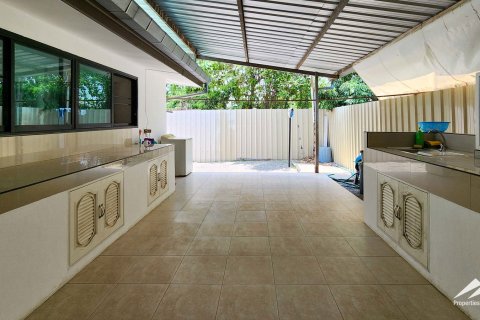 Commercial property in Chiang Mai, Thailand 850 sq.m. № 172501 - photo 9