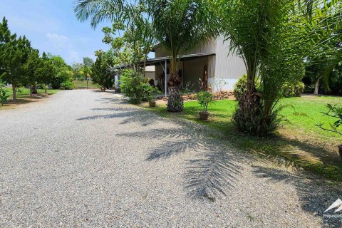 Commercial property in Chiang Mai, Thailand 850 sq.m. № 172501 - photo 17