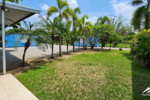 Commercial property in Chiang Mai, Thailand 850 sq.m. № 172501 - photo 14