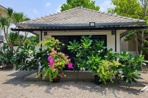 Commercial property in Chiang Mai, Thailand 850 sq.m. № 172501 - photo 26